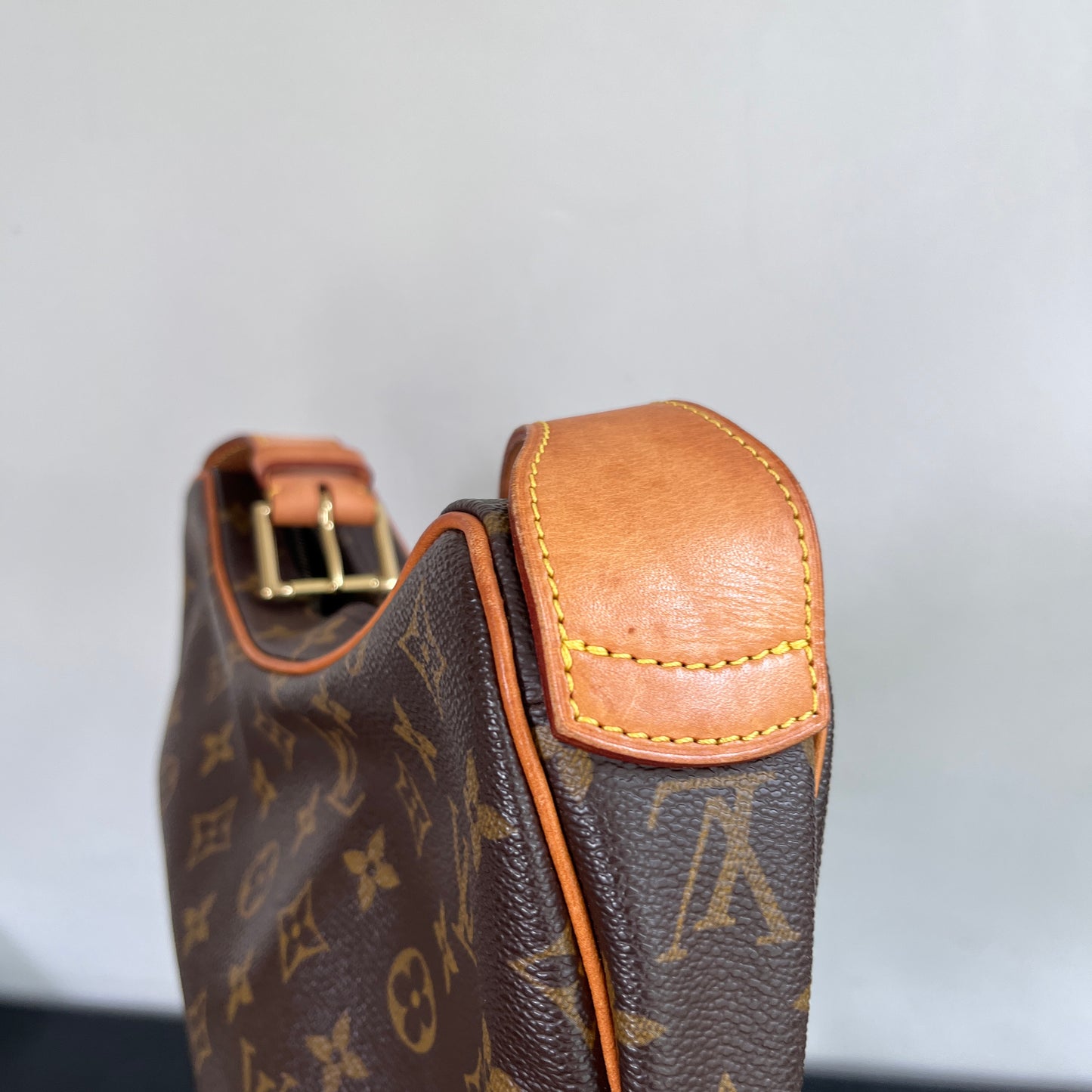 Louis Vuitton Vintage Croissant MM Shoulder Bag