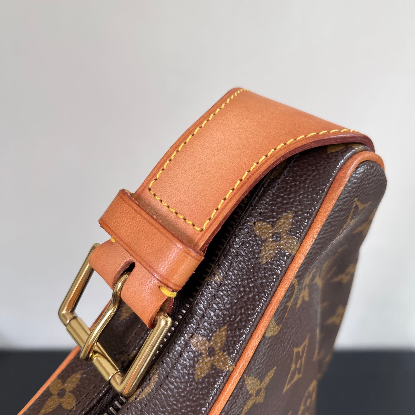 Louis Vuitton Vintage Croissant MM Shoulder Bag