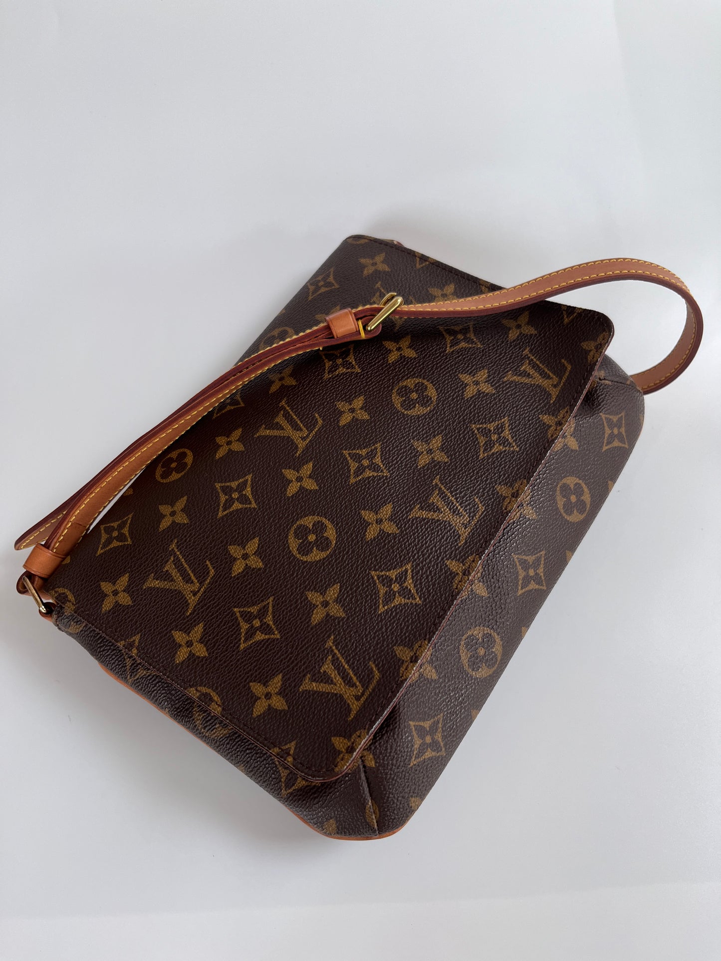 Louis Vuitton Musette Tango Shoulder Bag