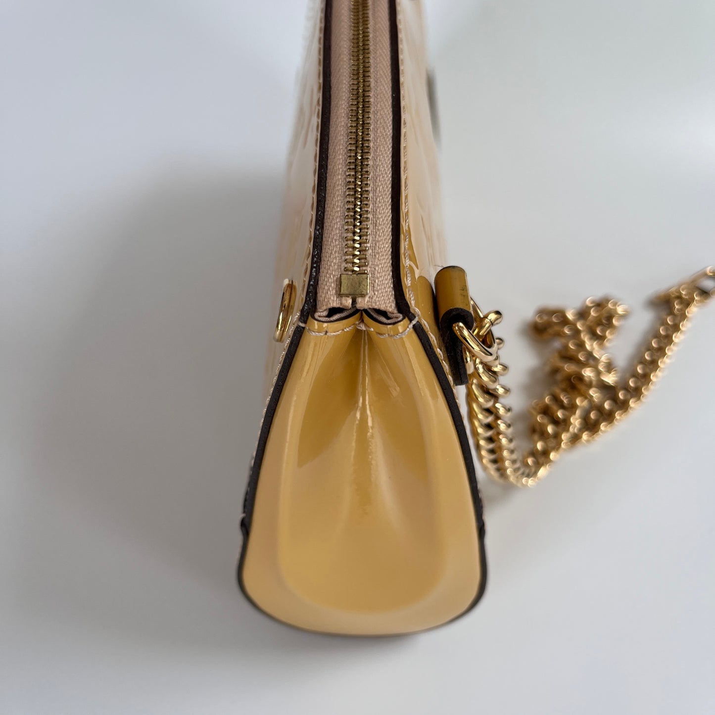 Louis Vuitton Santa Monica Yellow Vernis Clutch/ Crossbody Bag