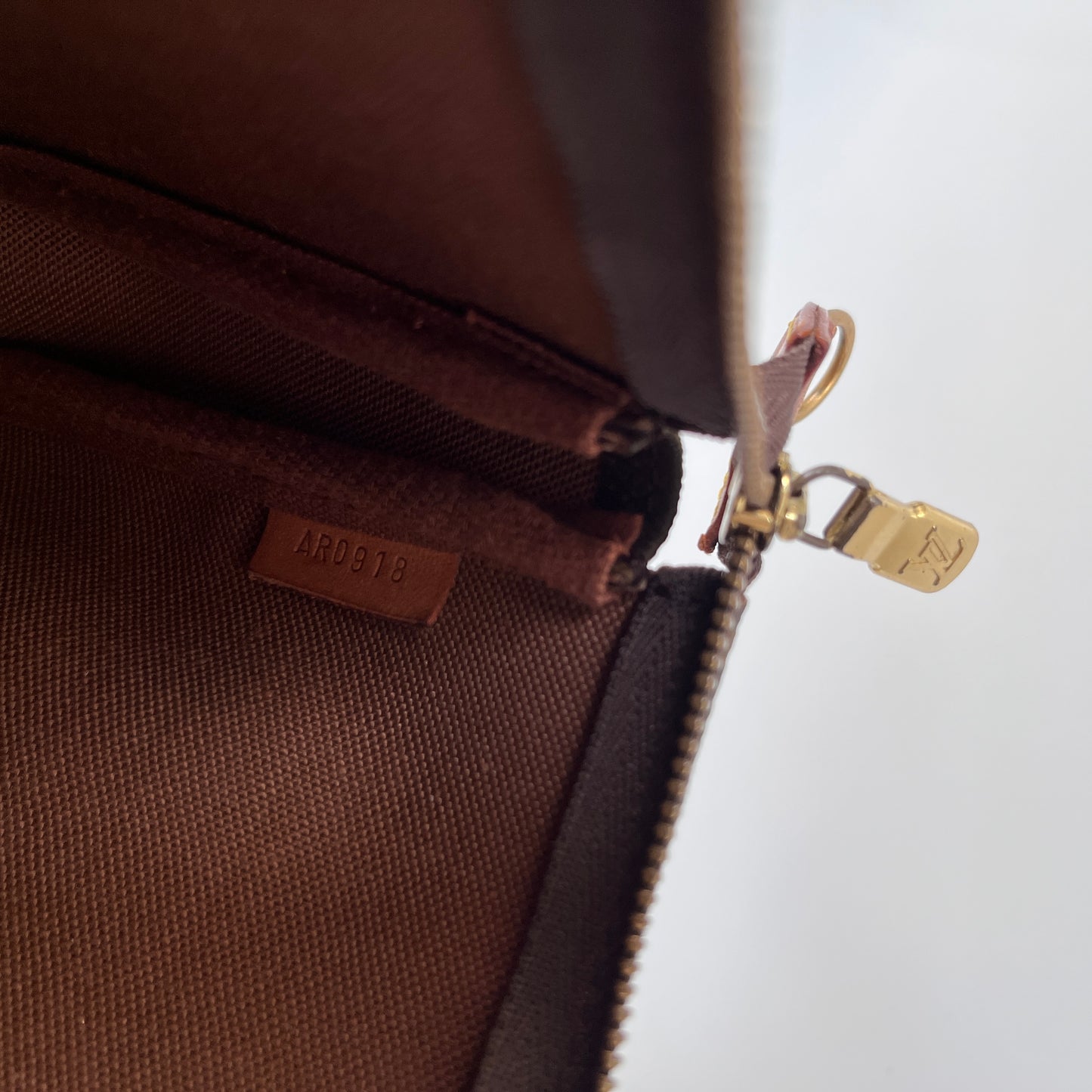 Louis Vuitton Vintage Monogram Pochette NO HANDLE/ STRAP