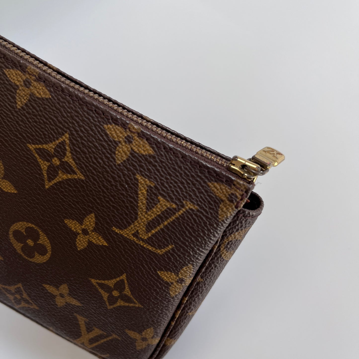 Louis Vuitton Vintage Monogram Pochette NO HANDLE/ STRAP