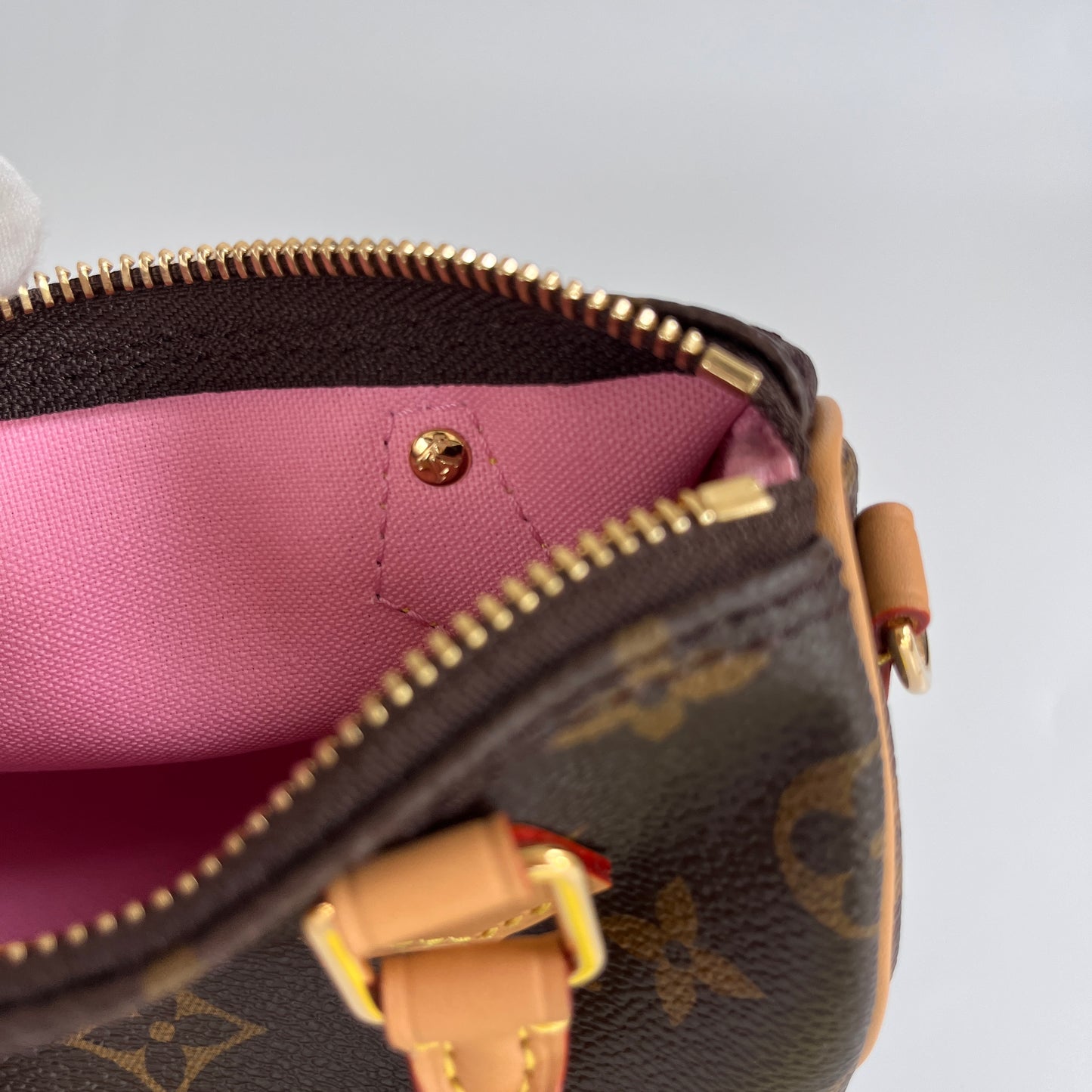 Louis Vuitton Nano Speedy Christmas 2023 Vivienne