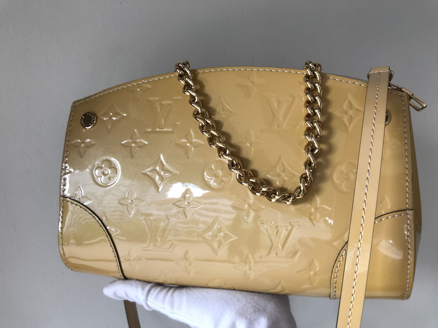 Louis Vuitton Santa Monica Yellow Vernis Clutch/ Crossbody Bag