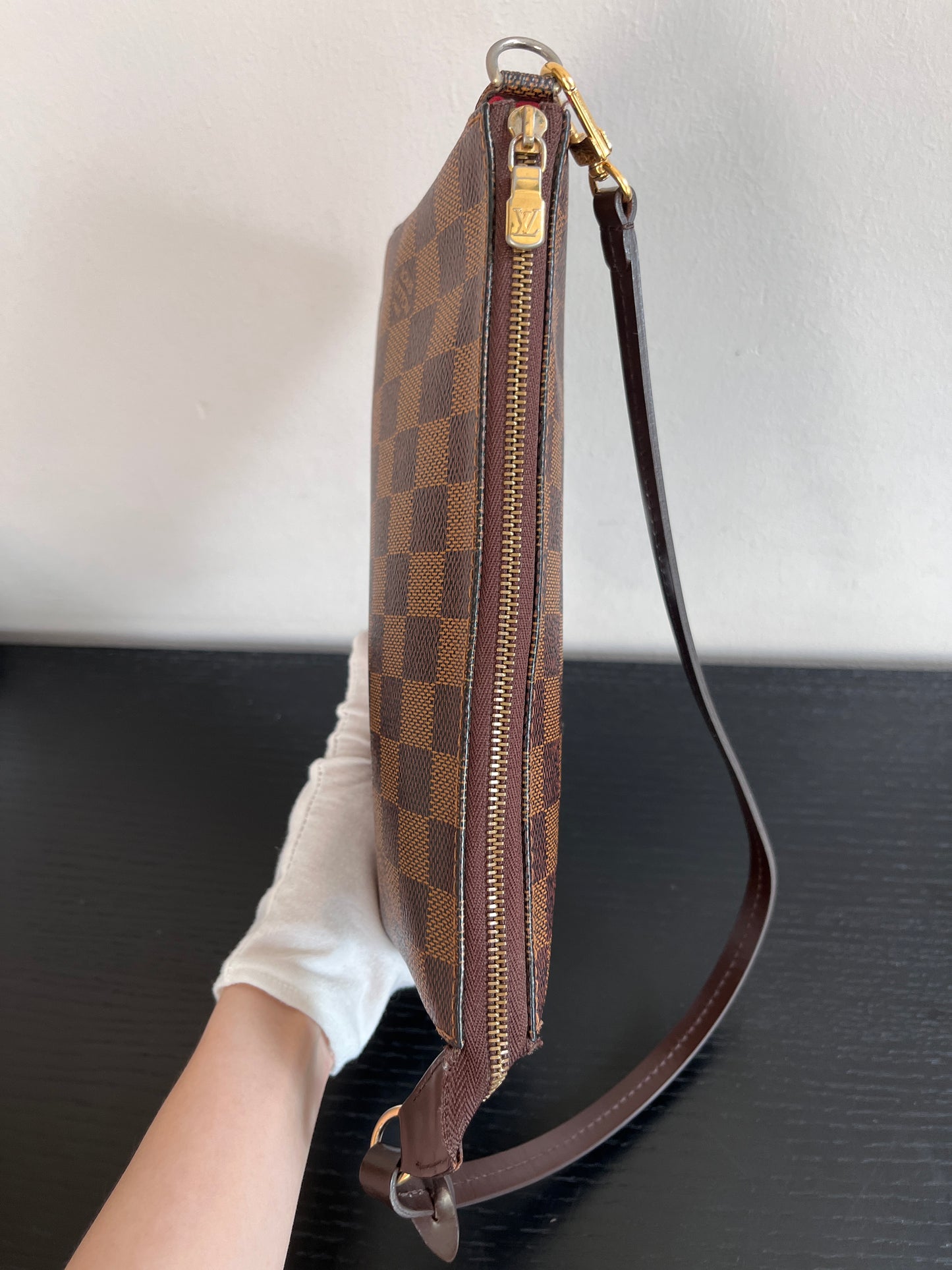 Louis Vuitton Damier Ebene Pochette
