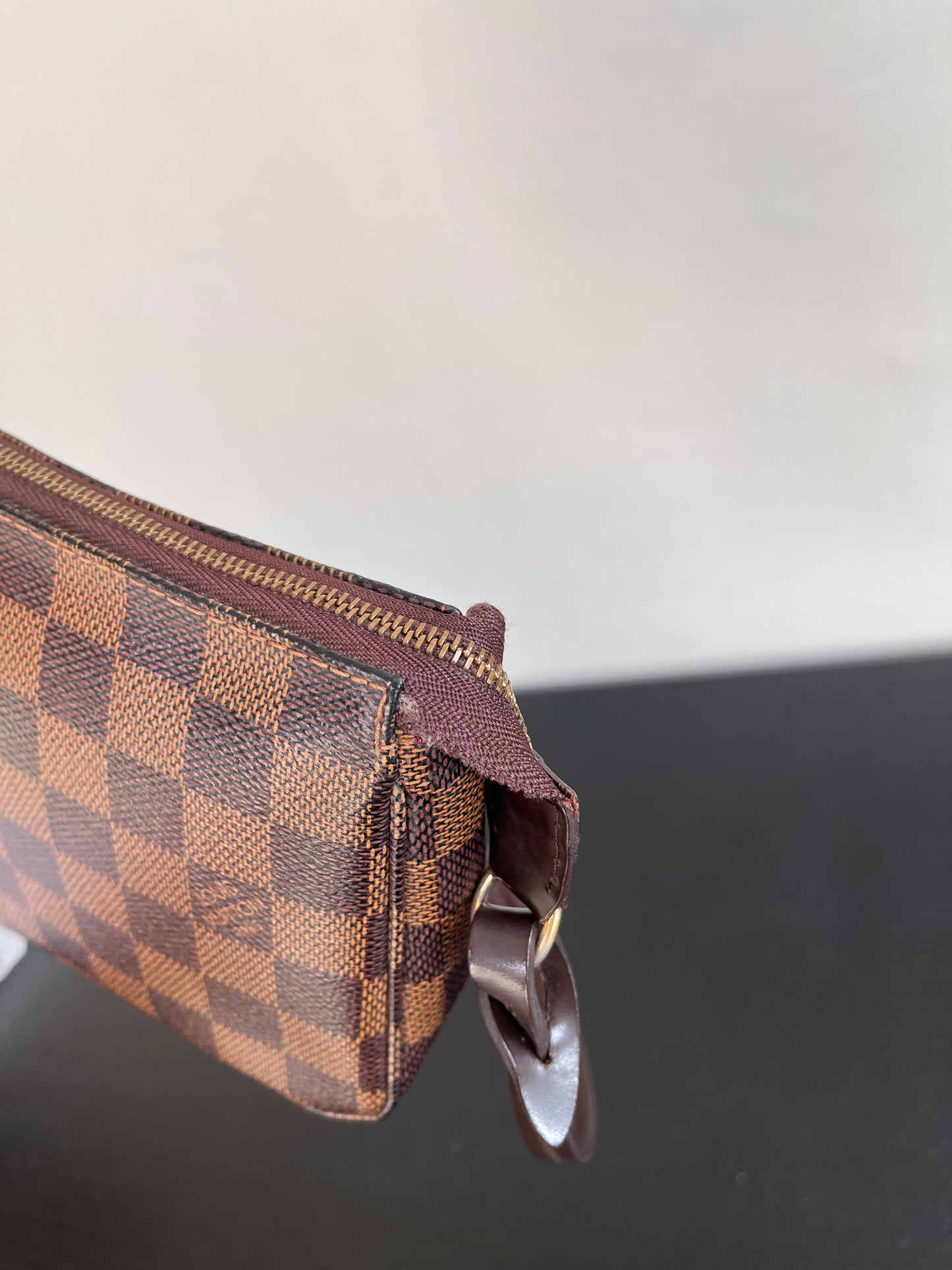 Louis Vuitton Damier Ebene Pochette