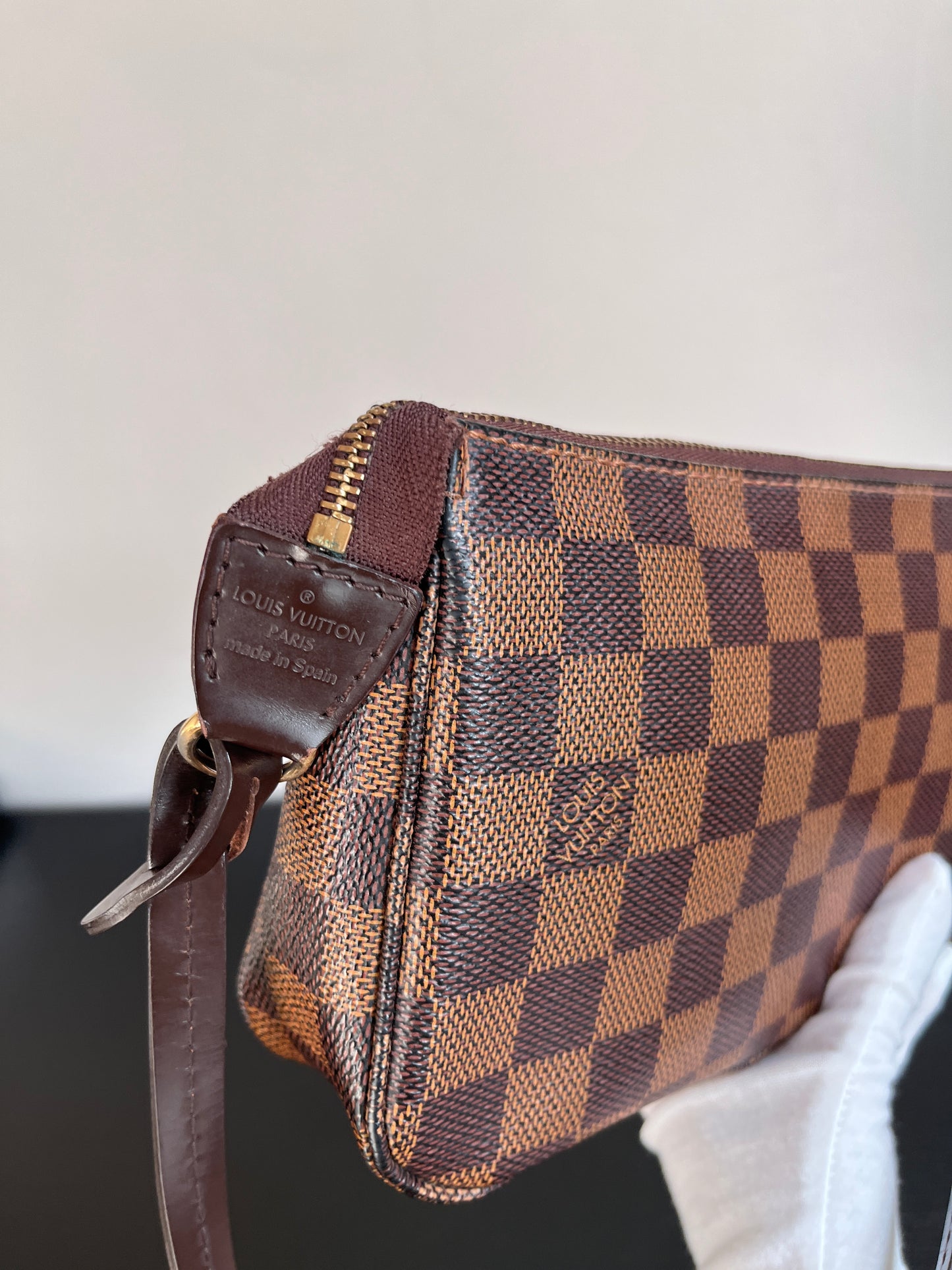 Louis Vuitton Damier Ebene Pochette
