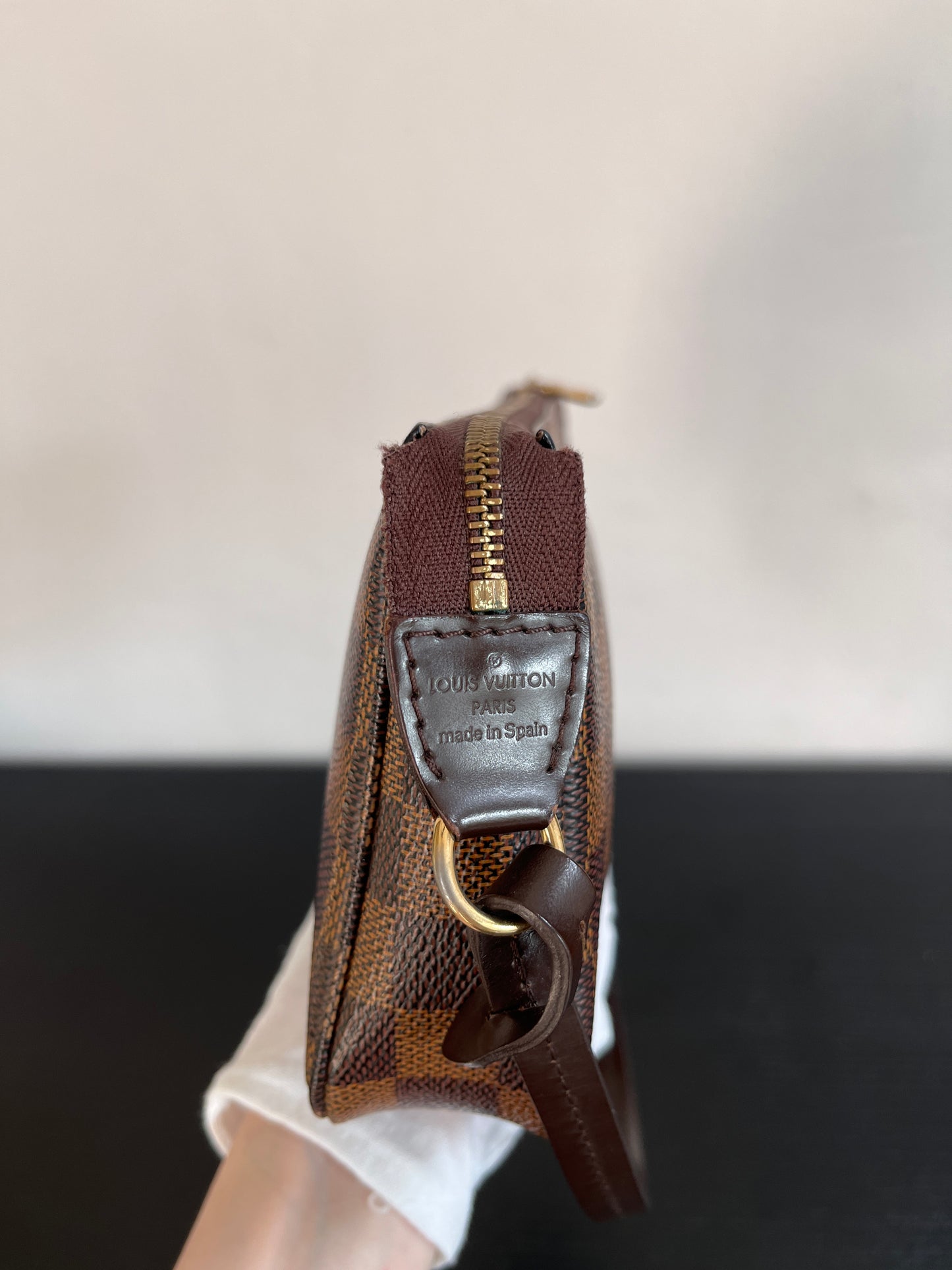 Louis Vuitton Damier Ebene Pochette