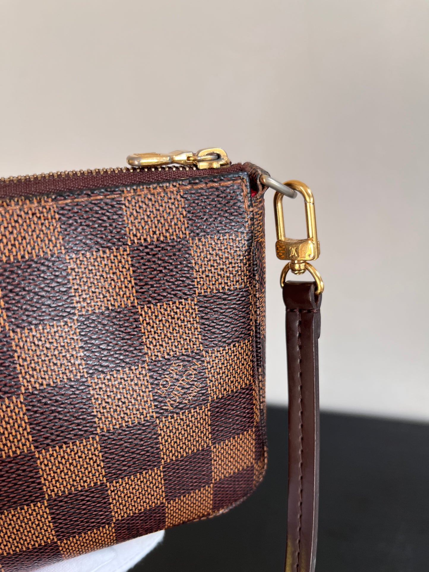 Louis Vuitton Damier Ebene Pochette