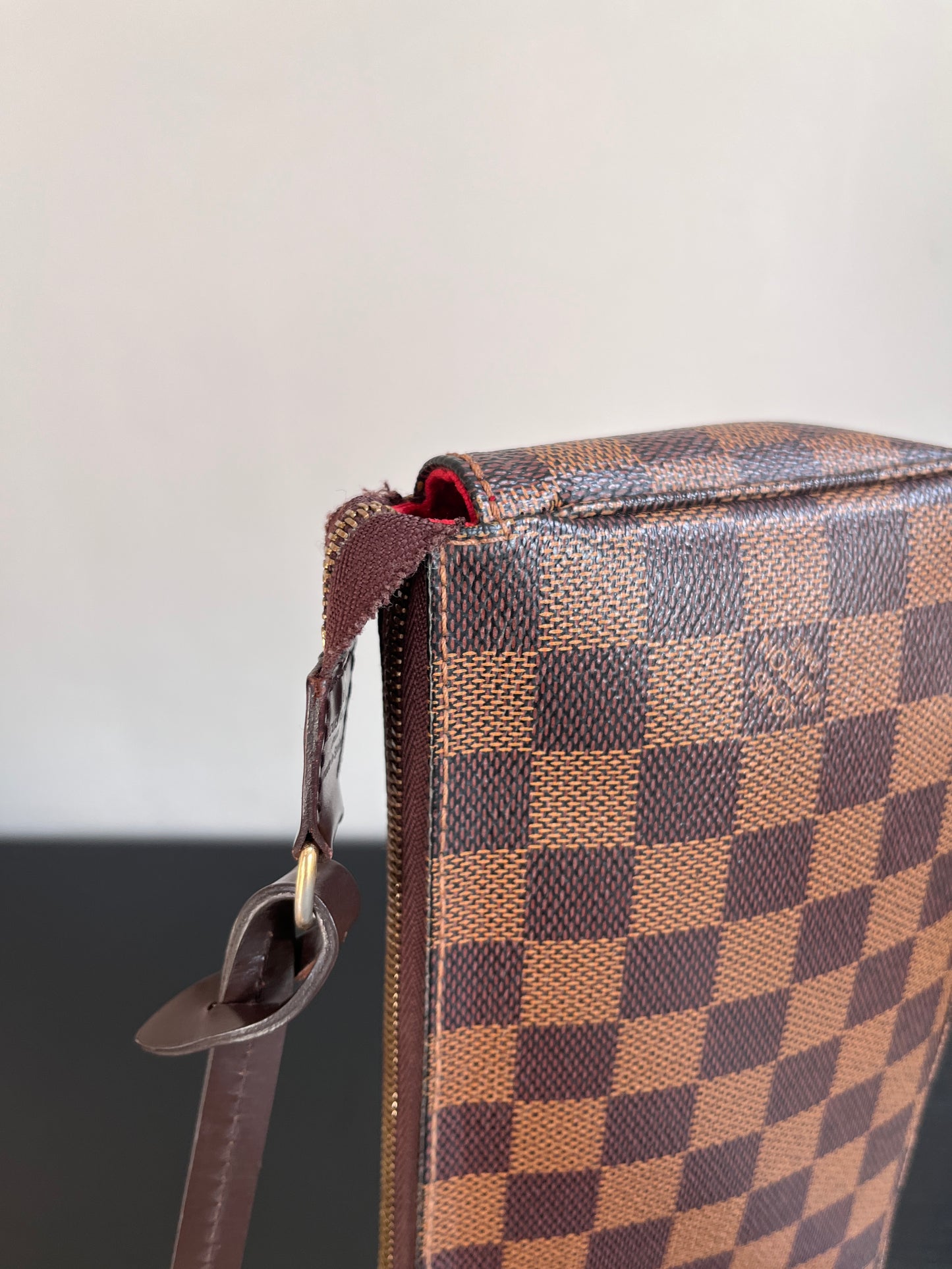 Louis Vuitton Damier Ebene Pochette