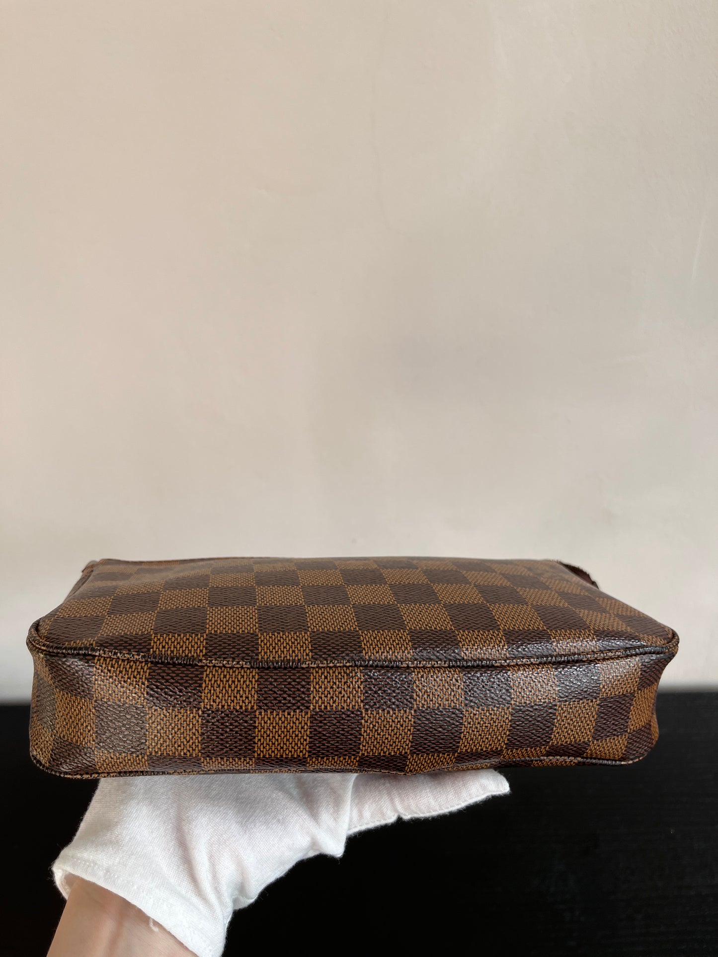 Louis Vuitton Damier Ebene Pochette