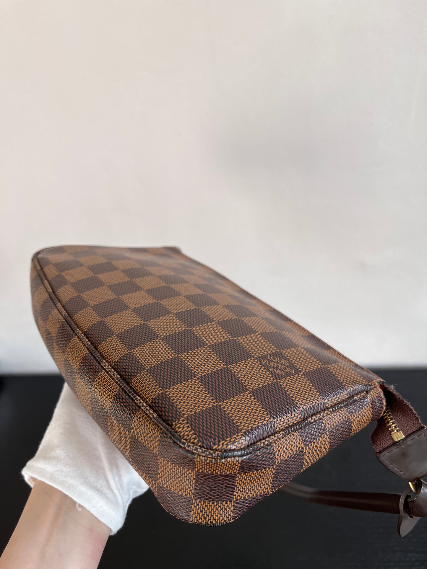 Louis Vuitton Damier Ebene Pochette