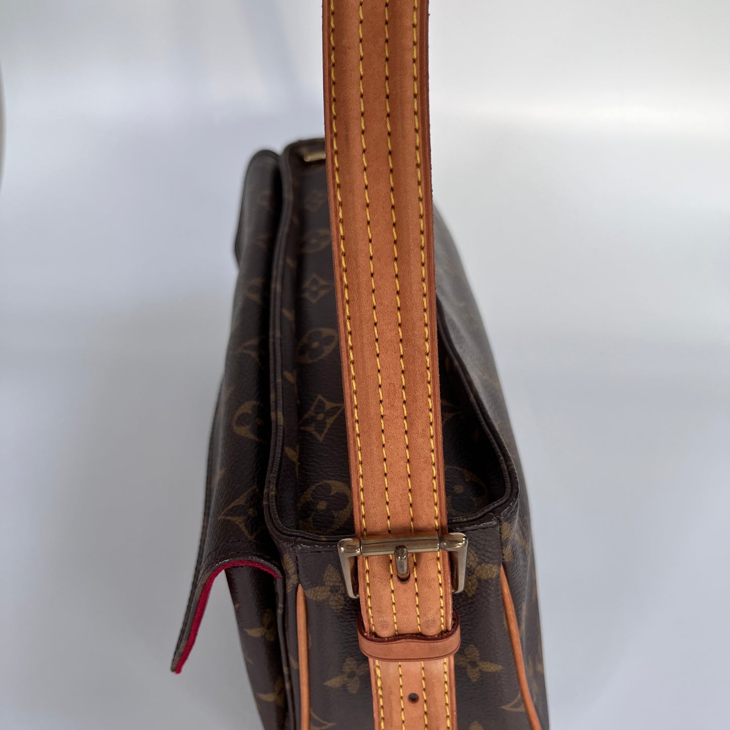 Louis Vuitton Vintage Viva Cite MM Shoulder Bag