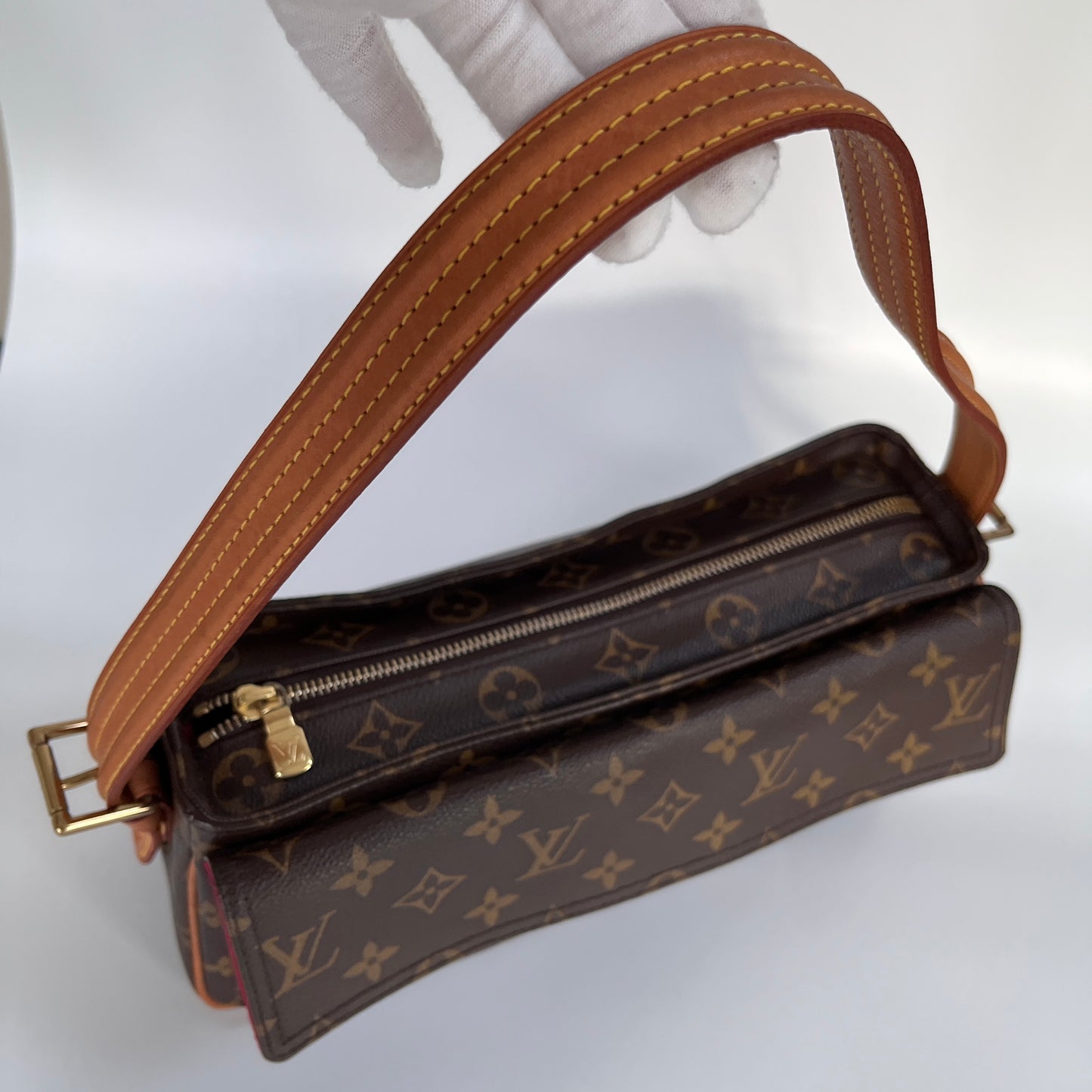 Louis Vuitton Vintage Viva Cite MM Shoulder Bag