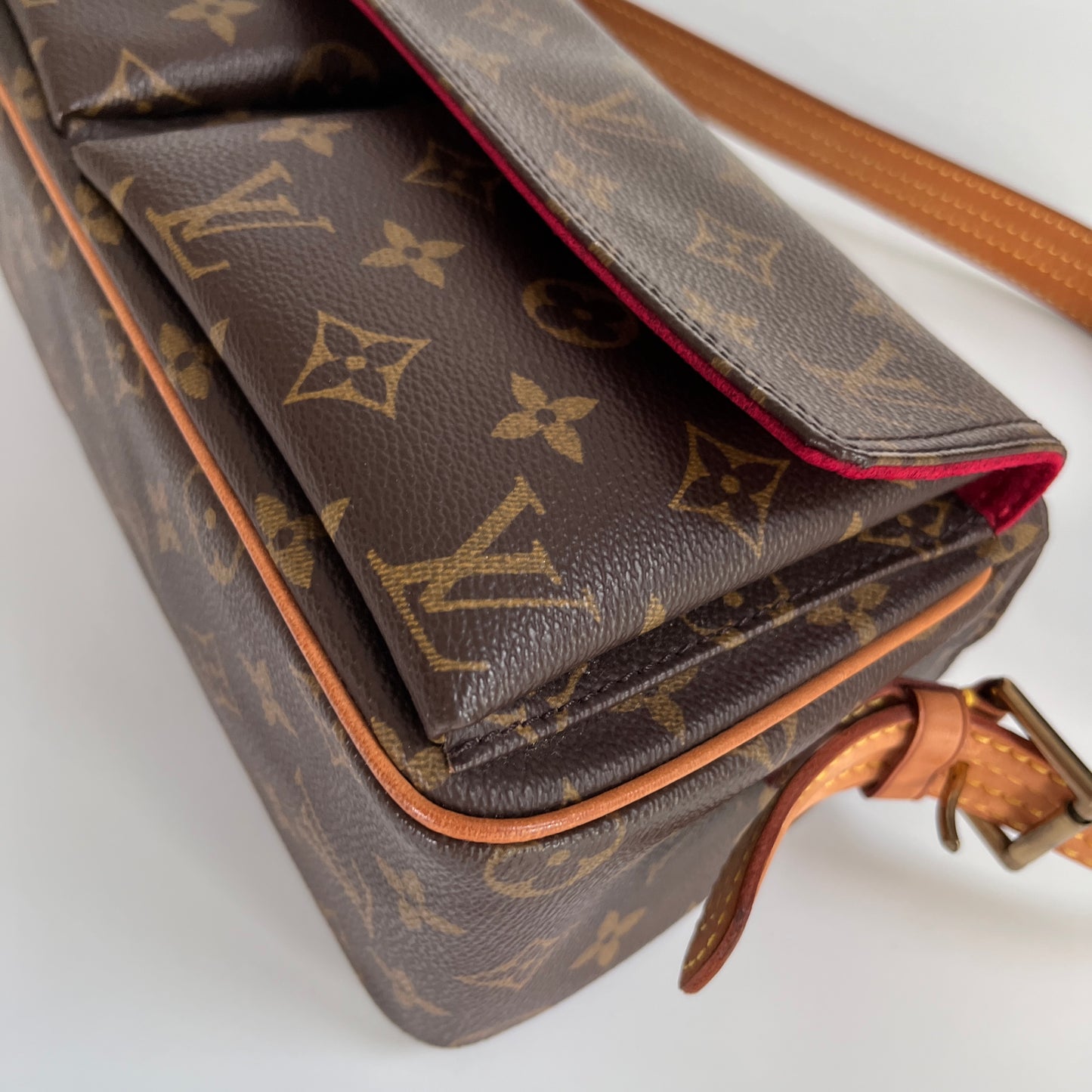 Louis Vuitton Vintage Viva Cite MM Shoulder Bag