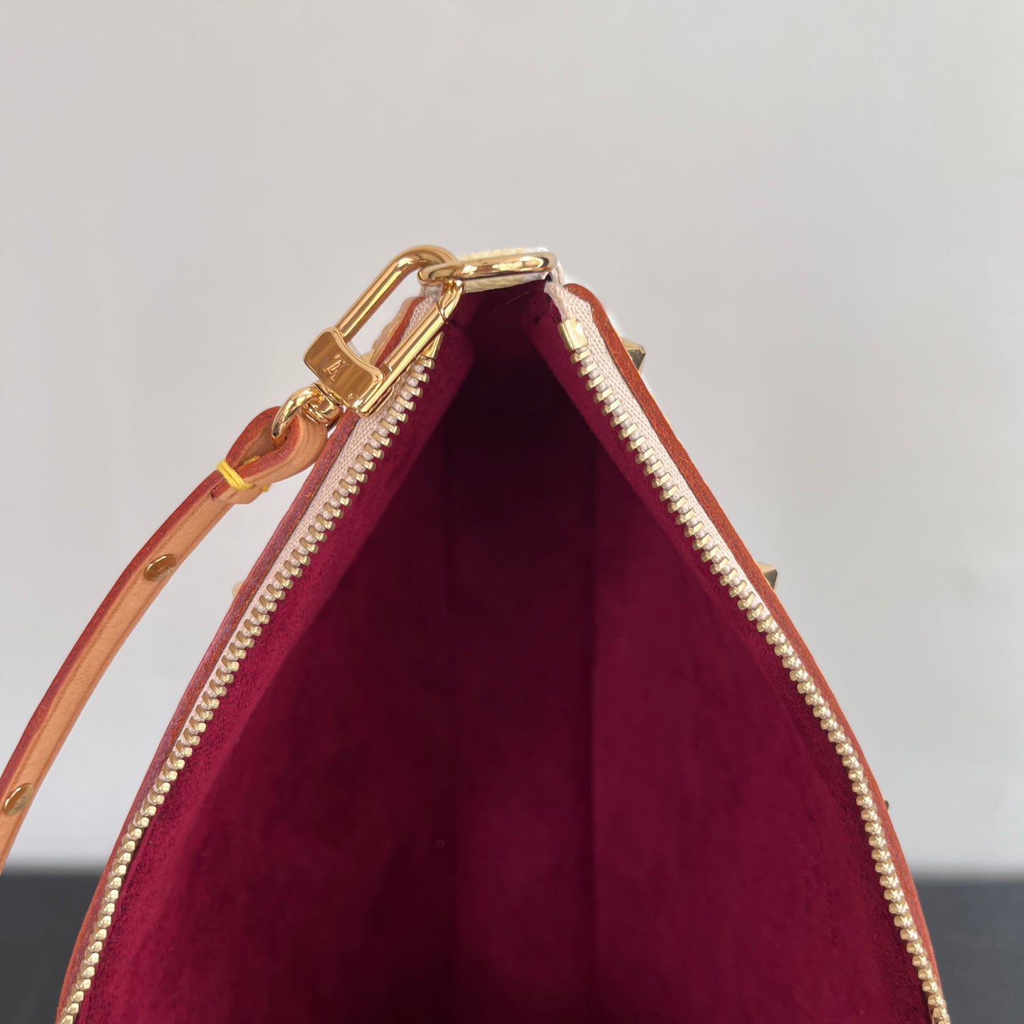 Louis Vuitton x Takashi Murakami White Multicolor Pochette