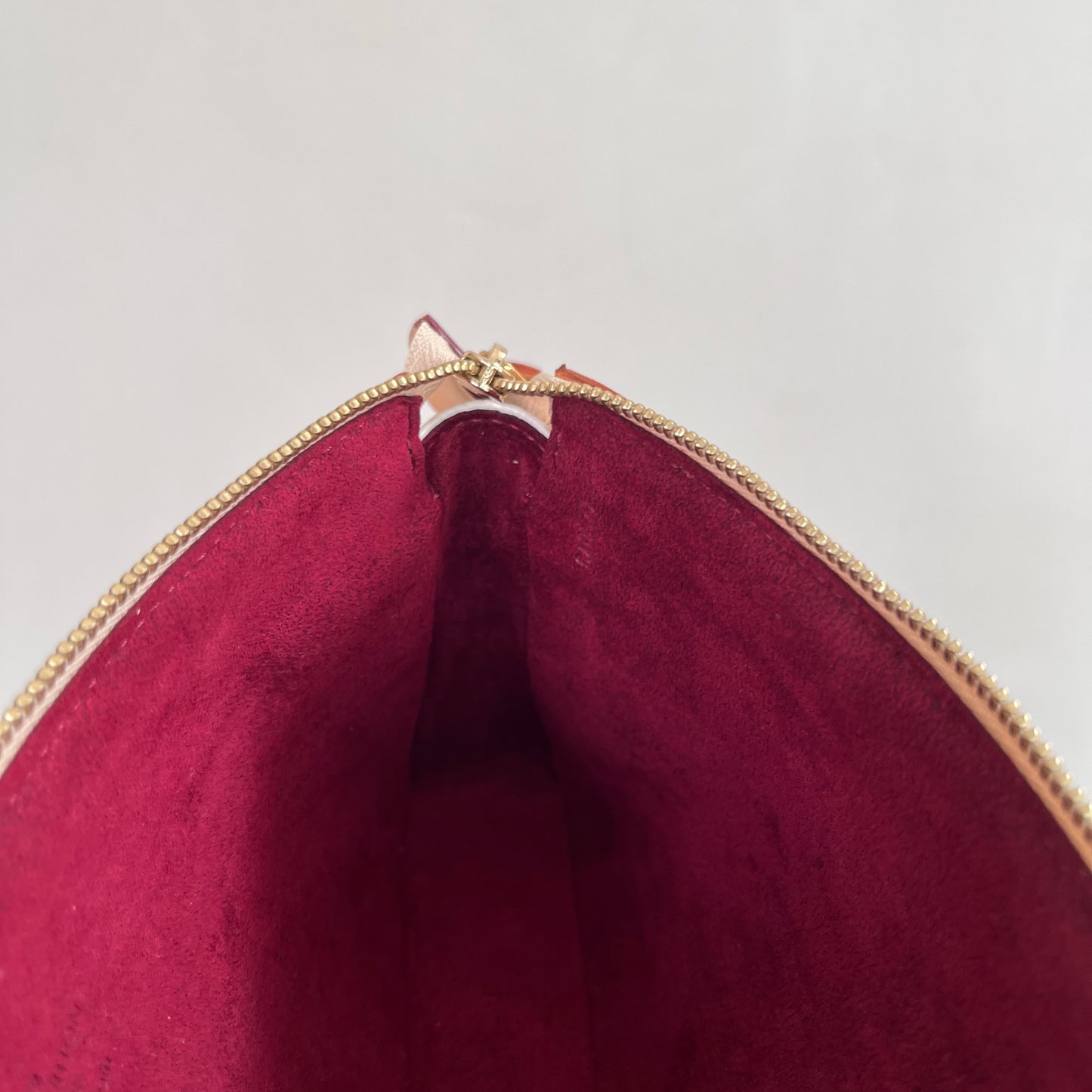 Louis Vuitton x Takashi Murakami White Multicolor Pochette