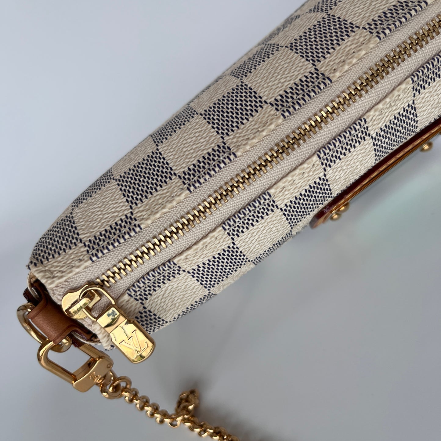 Louis Vuitton Eva PM Damier Azur Clutch