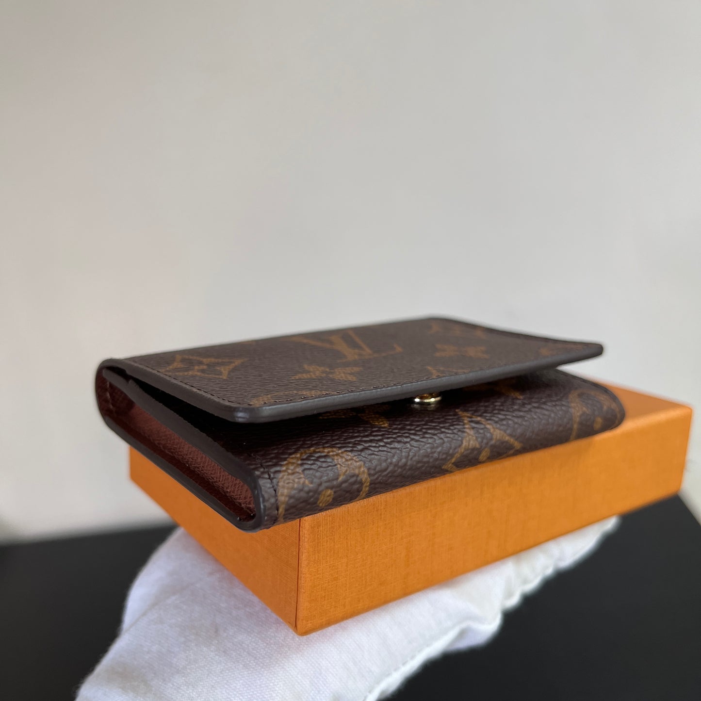Louis Vuitton Monogram Enveloppe Carte De Visite