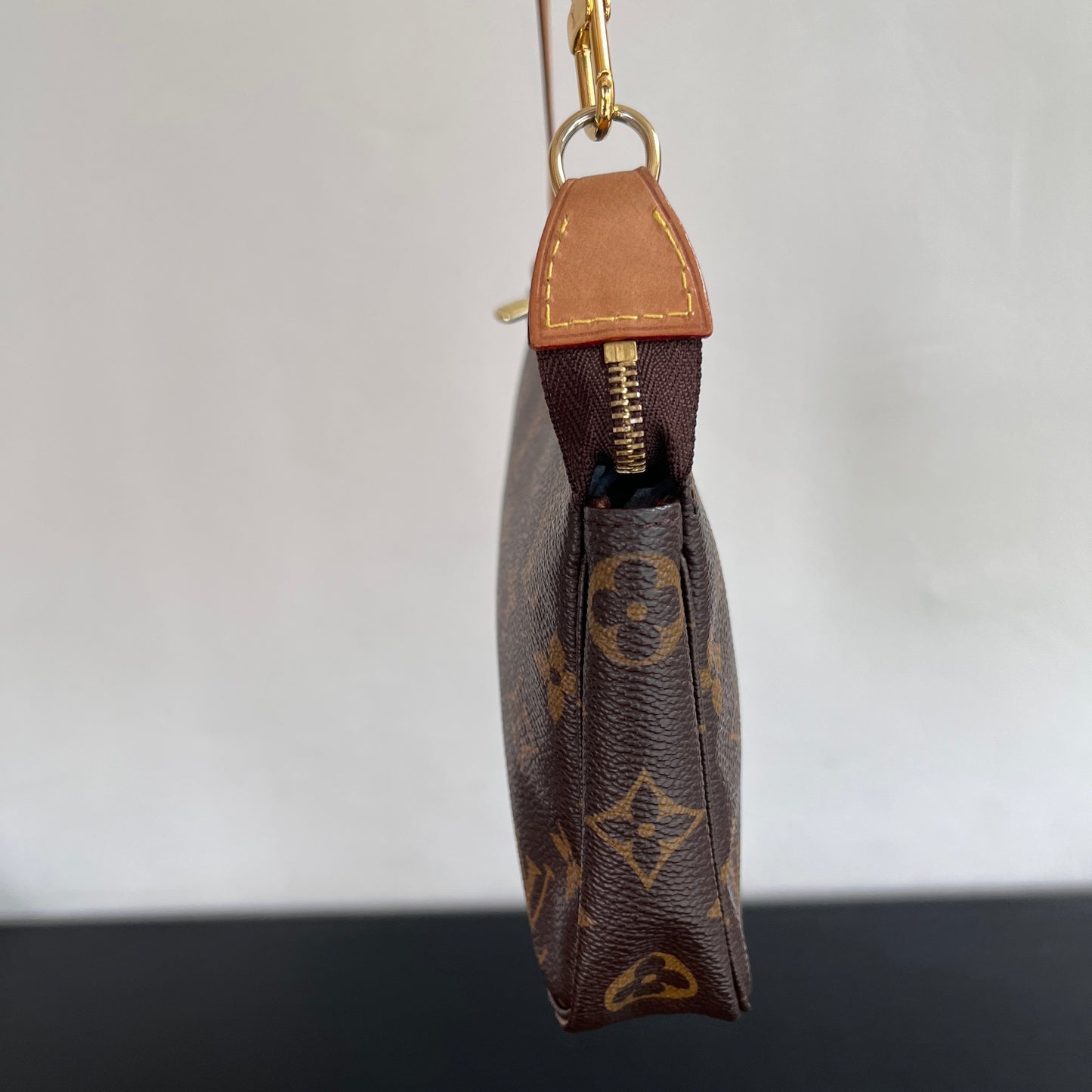 Louis Vuitton Vintage Pochette Monogram