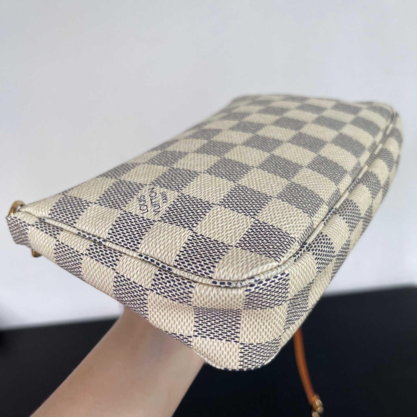 Louis Vuitton Pochette Damier Azur