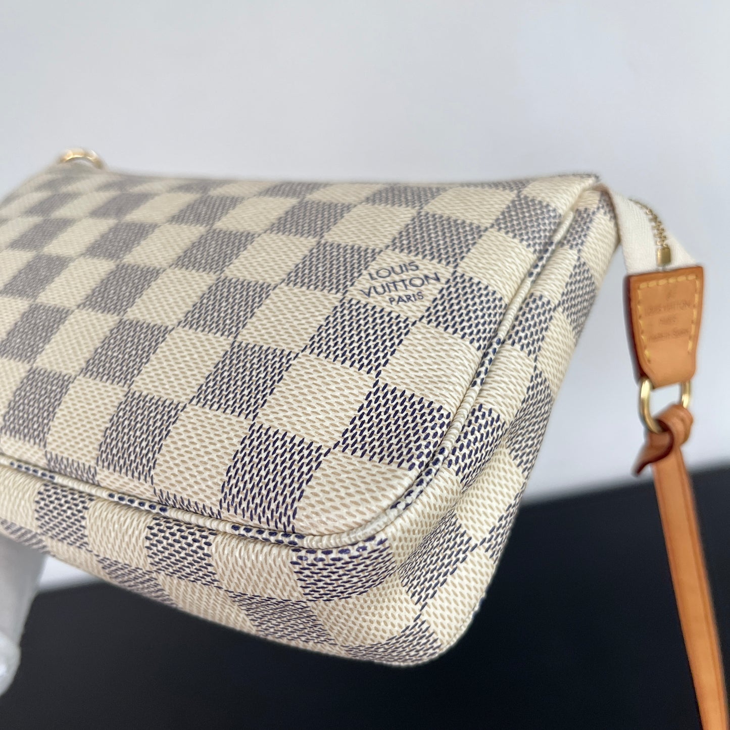Louis Vuitton Pochette Damier Azur