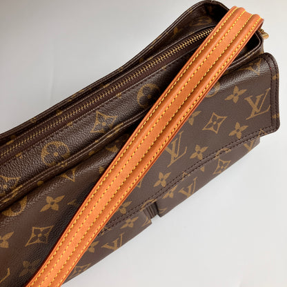 Louis Vuitton Viva Cite MM Shoulder Bag