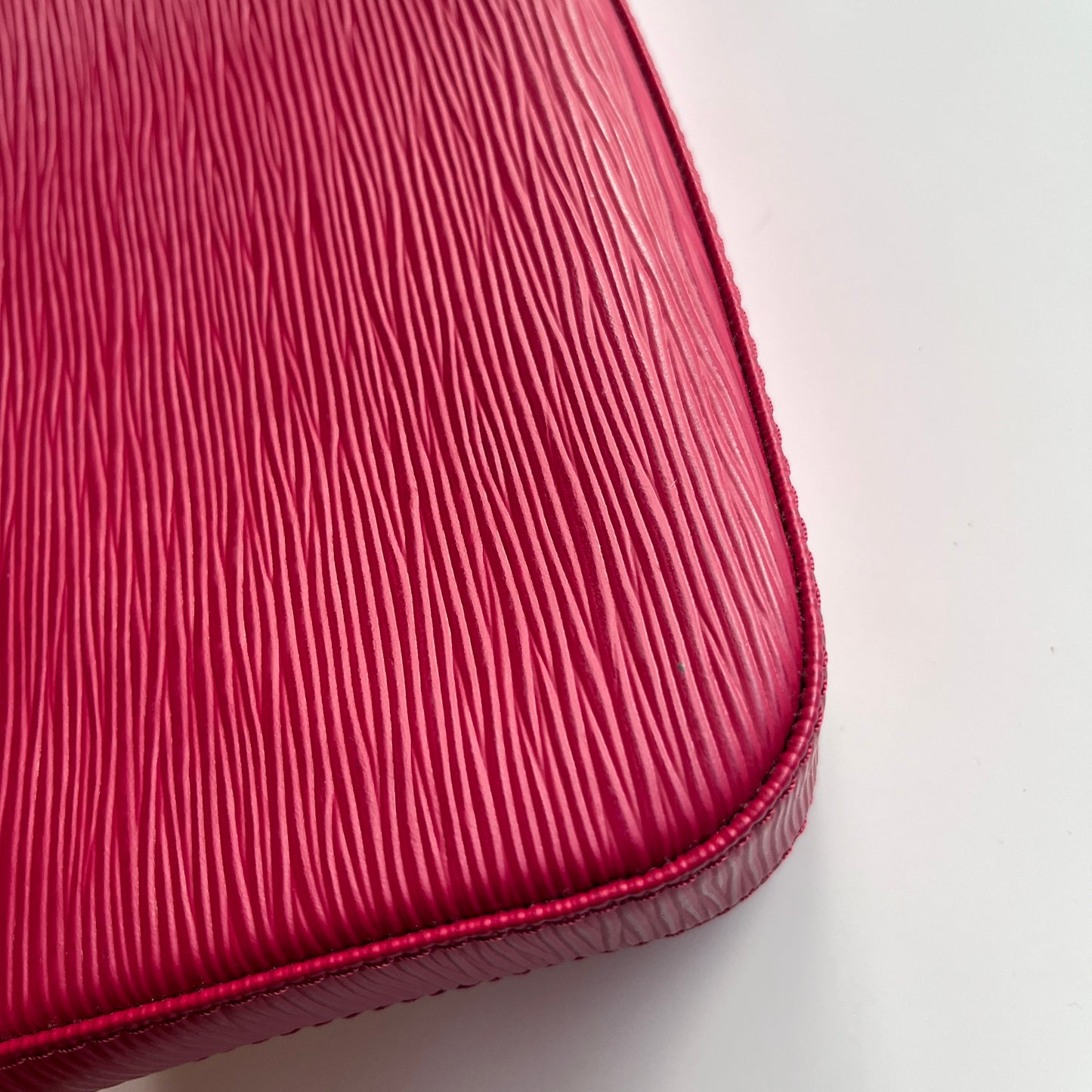 Louis Vuitton Fuchsia Pink Epi Pochette