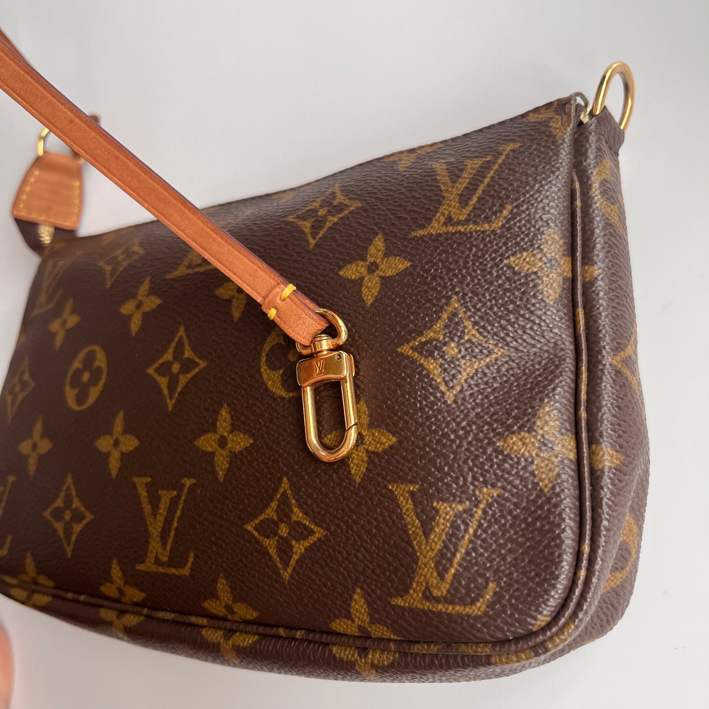 Louis Vuitton Vintage Monogram Pochette