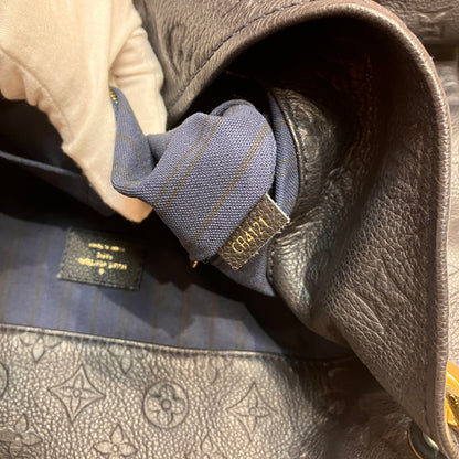 Louis Vuitton Artsy Black MM Bag