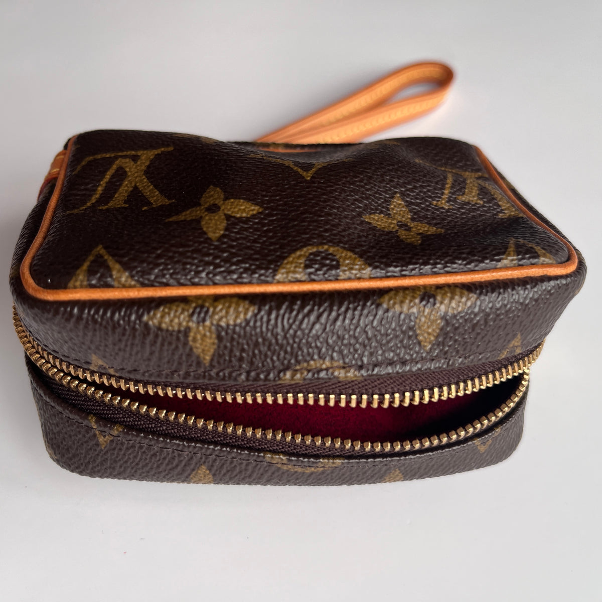 Louis Vuitton Wapity Monogram Pouch Wrislet