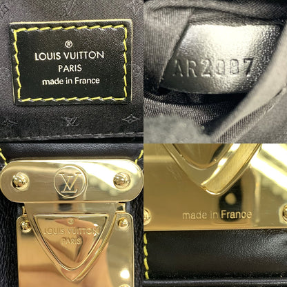 Louis Vuitton Black Suhali Le Precieux Pochette Clutch