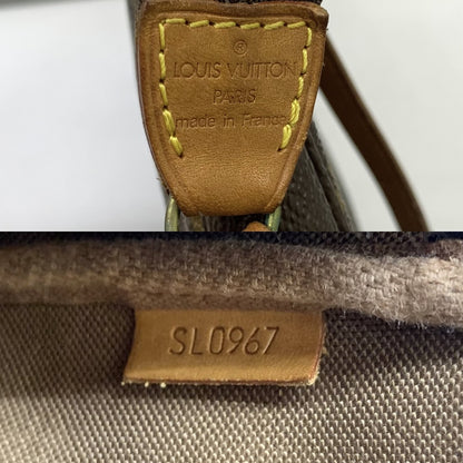 Louis Vuitton Vintage Monogram Pochette/ Pouch