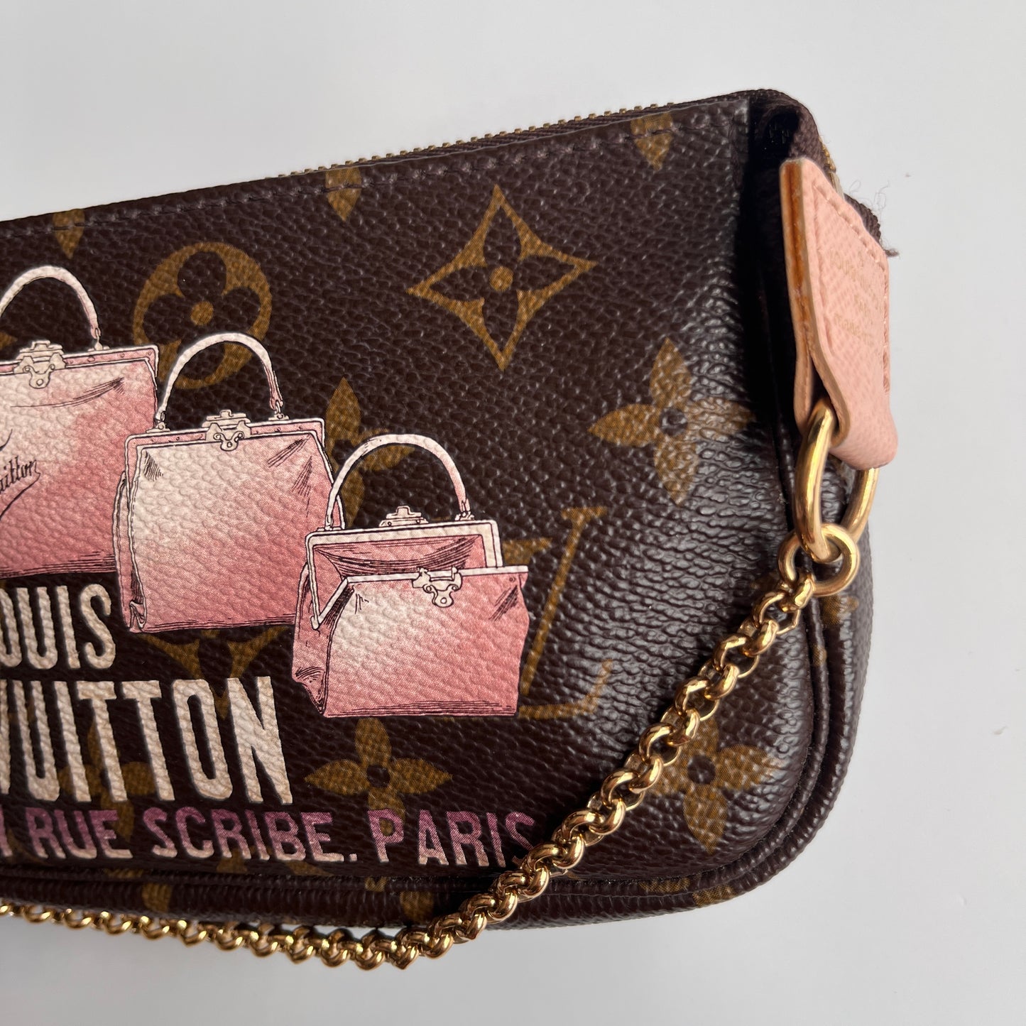Louis Vuitton Monogram Mini Pochette I RUE SCRIBE PARIS