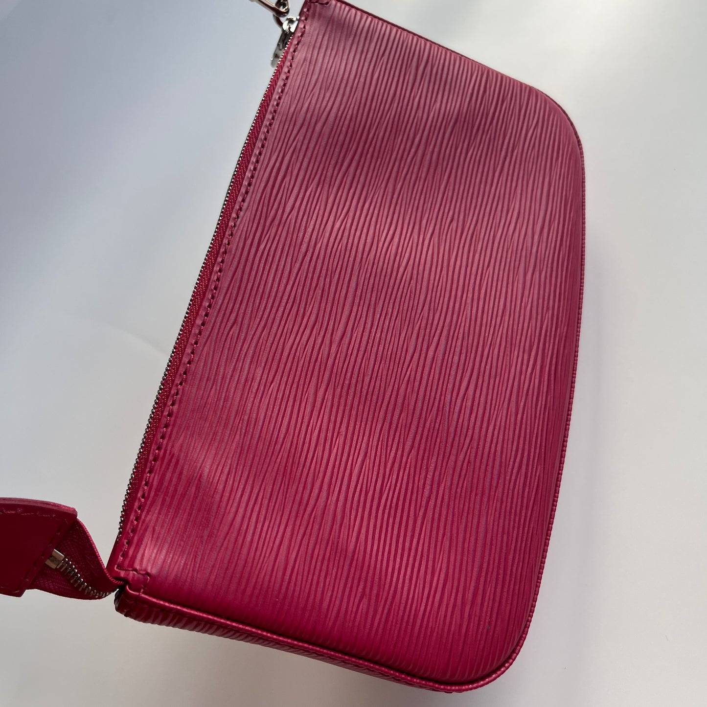 Louis Vuitton Fuchsia Pink Epi Pochette
