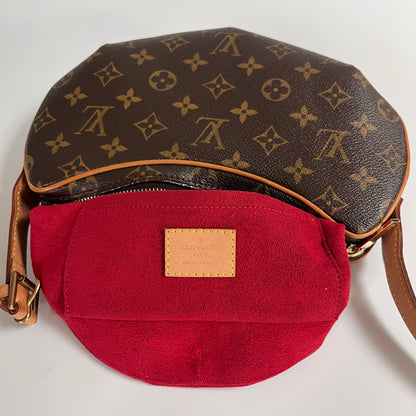 Louis Vuitton Croissant PM Shoulder Bag