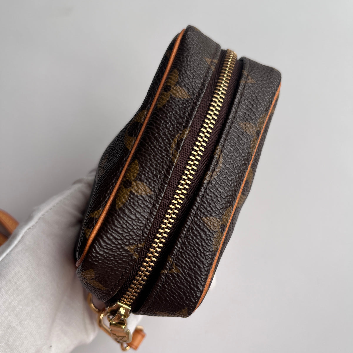 Louis Vuitton Wapity Monogram Pouch Wrislet