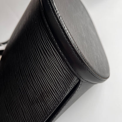 Louis Vuitton	Vintage Black Epi Saint Jacques GM Shoulder Bag