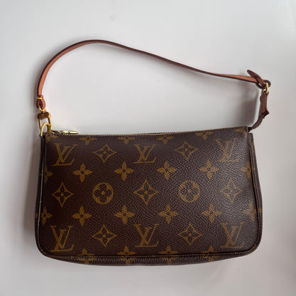 Louis Vuitton Vintage Monogram Pochette