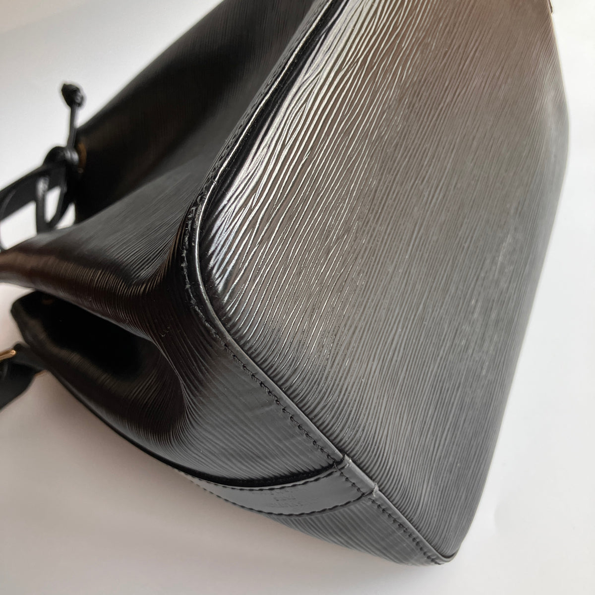 Louis Vuitton Vintage Petit Noé Black Epi Bucket Bag