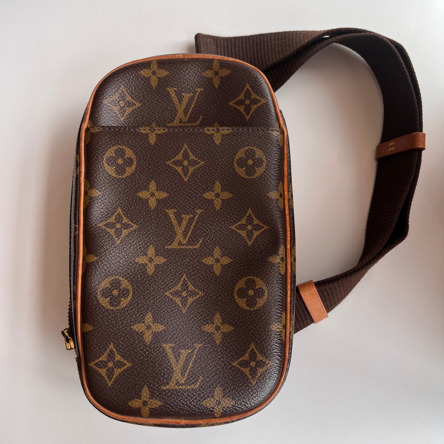 Louis Vuitton Unisex Gange crossbody/ waist/ bum bag