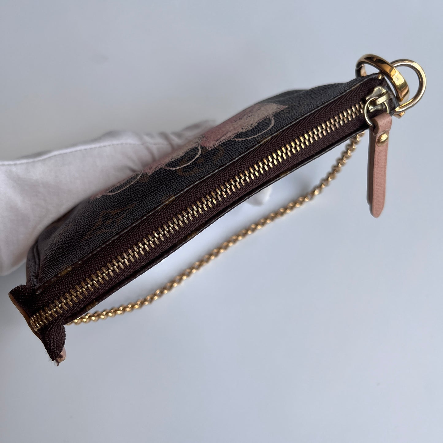 Louis Vuitton Monogram Mini Pochette I RUE SCRIBE PARIS
