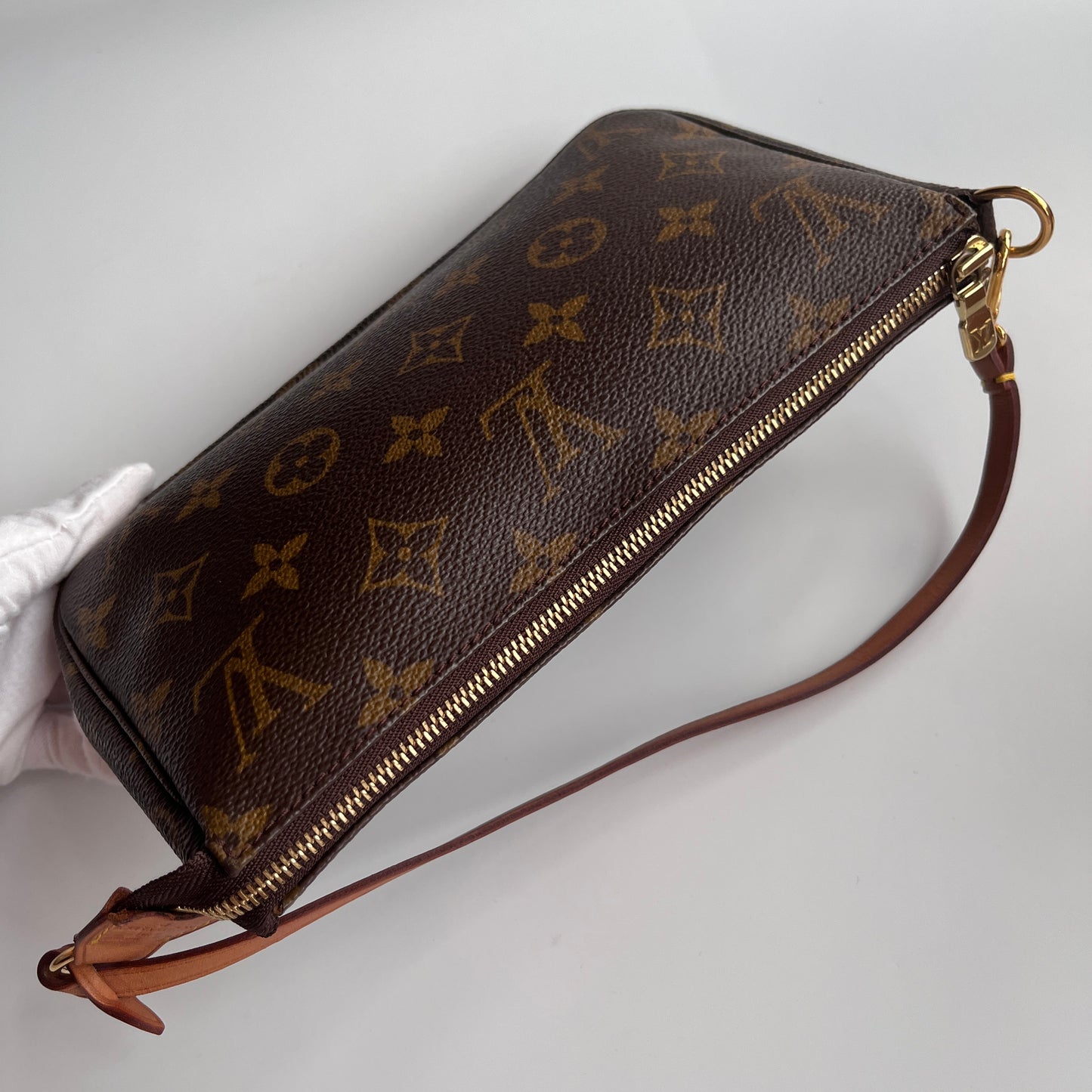 Louis Vuitton Vintage Monogram Pochette