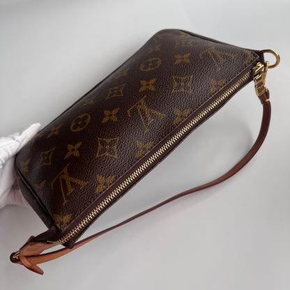 Louis Vuitton Vintage Monogram Pochette