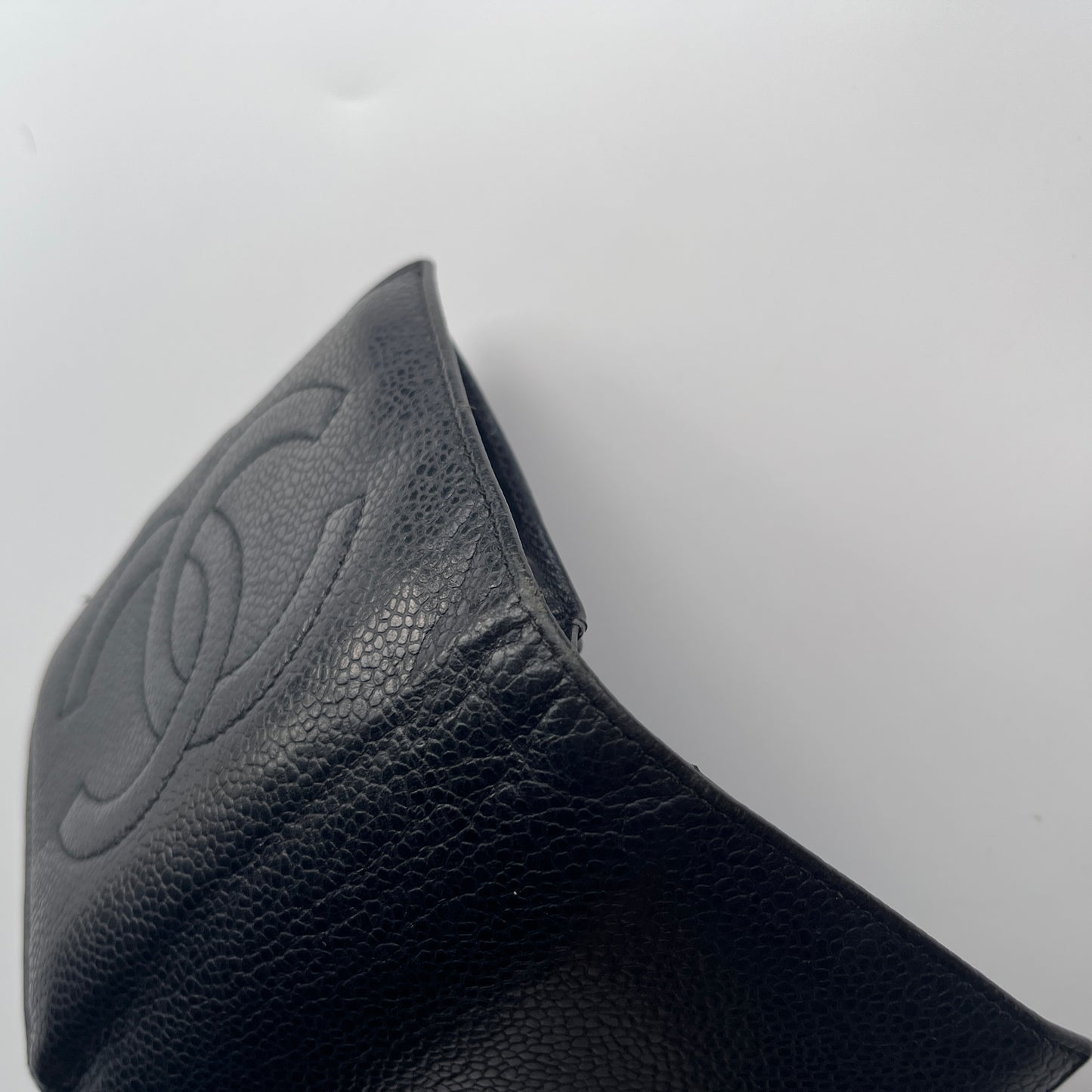Chanel Vintage Bi-fold Caviar Wallet