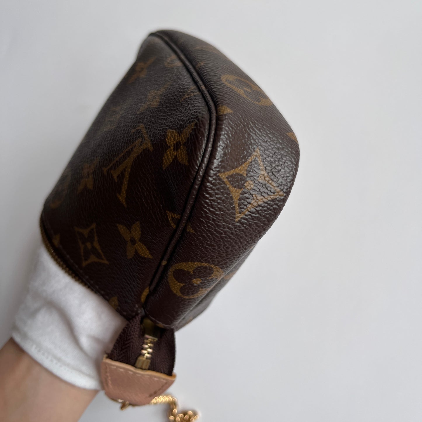 Louis Vuitton Monogram Mini Pochette I RUE SCRIBE PARIS