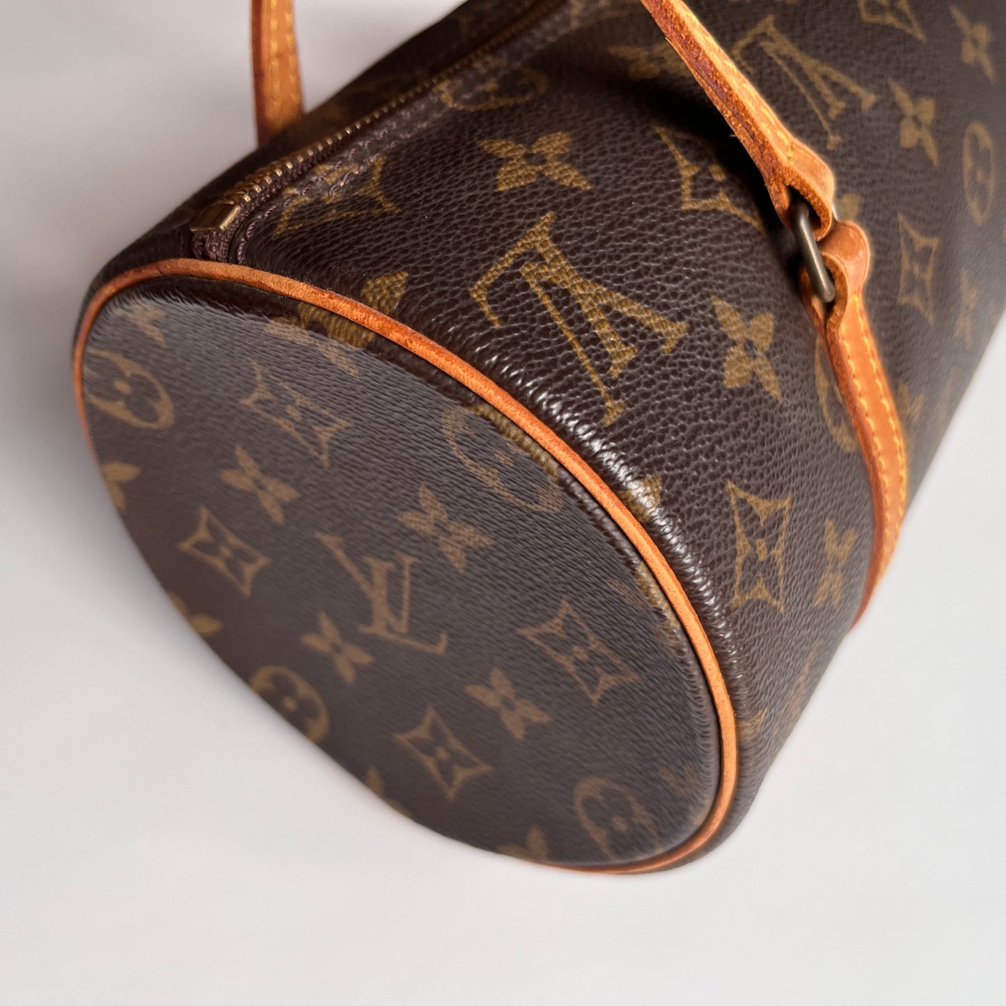 Louis Vuitton Papillon 26 Monogram Handbag