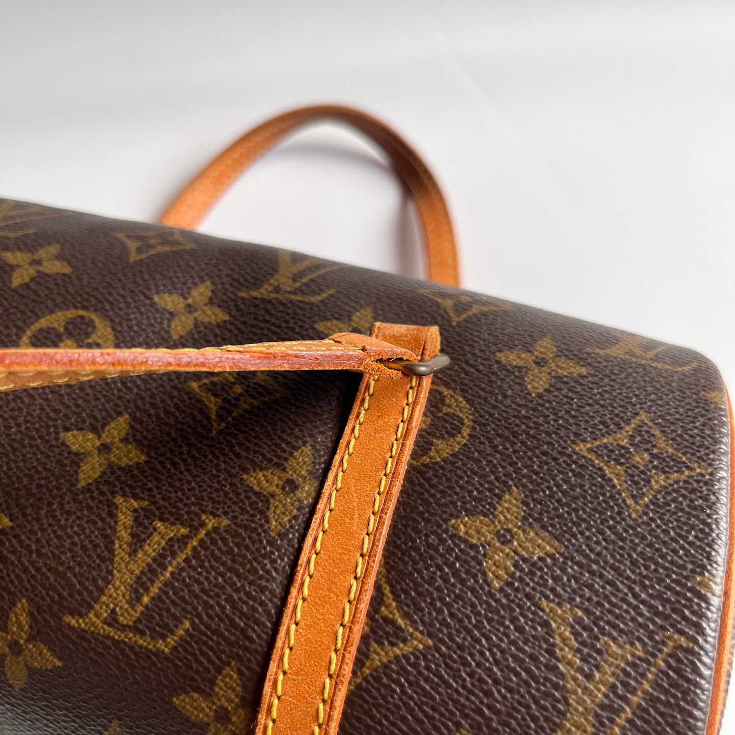 Louis Vuitton Papillon 26 Monogram Handbag