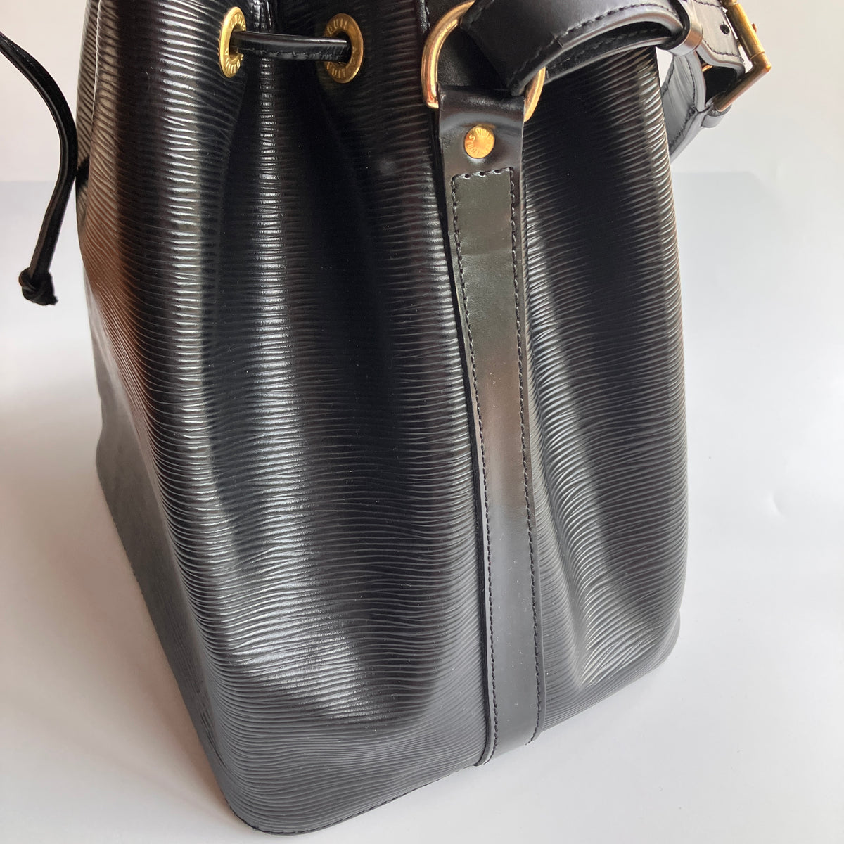 Louis Vuitton Vintage Petit Noé Black Epi Bucket Bag
