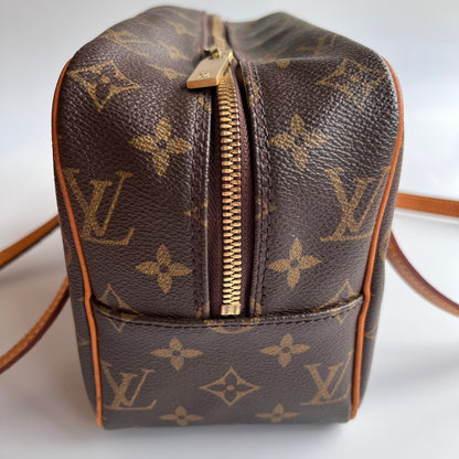 Louis Vuitton Cite MM Shoulder Bag